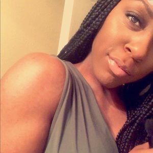 Meet your Posher, Khadijah